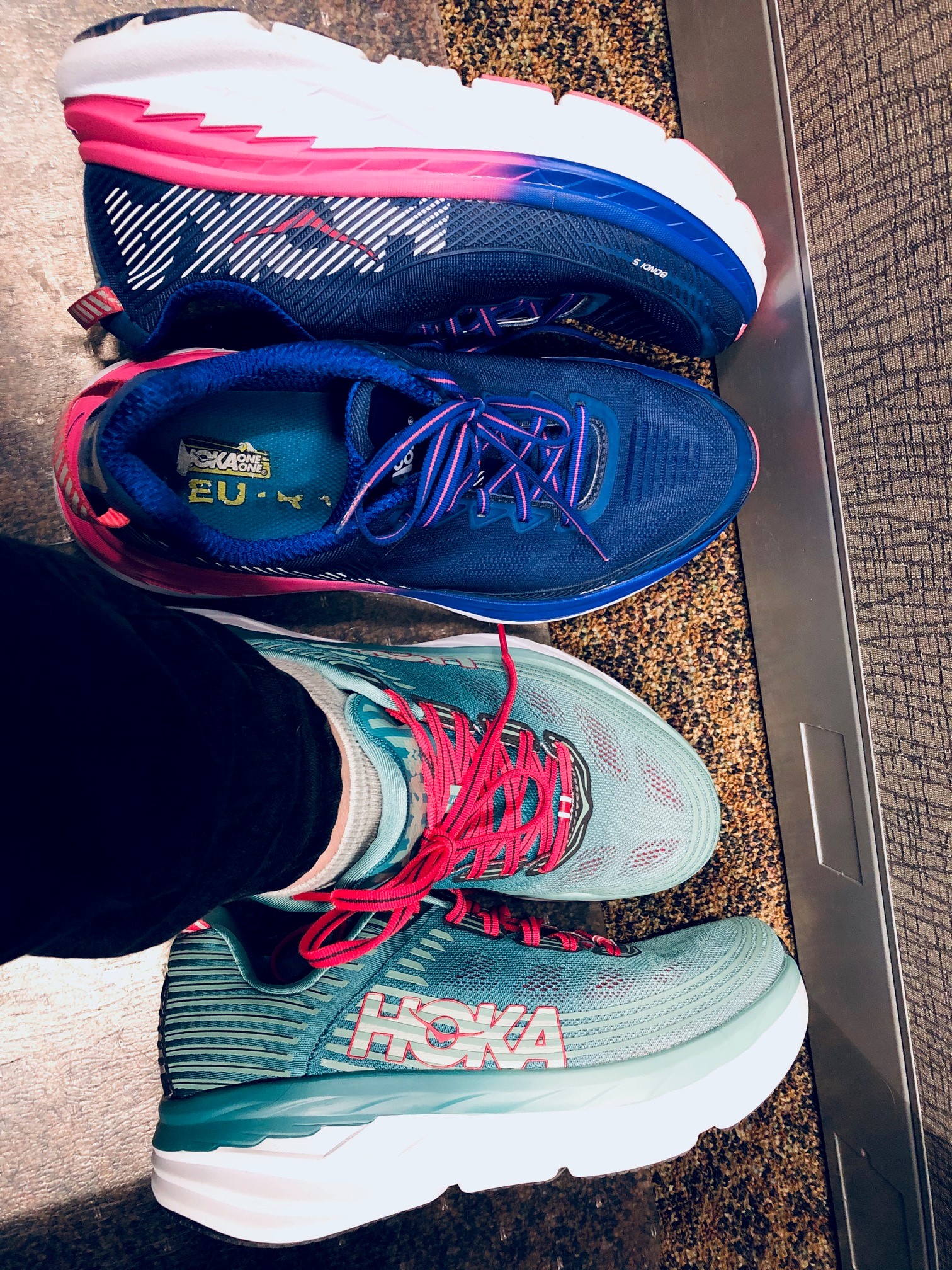 Hoka one one.jpg